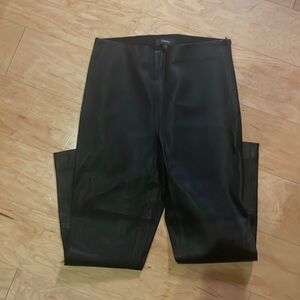 COPY - Theory Leather Cropped Pants​​​​​